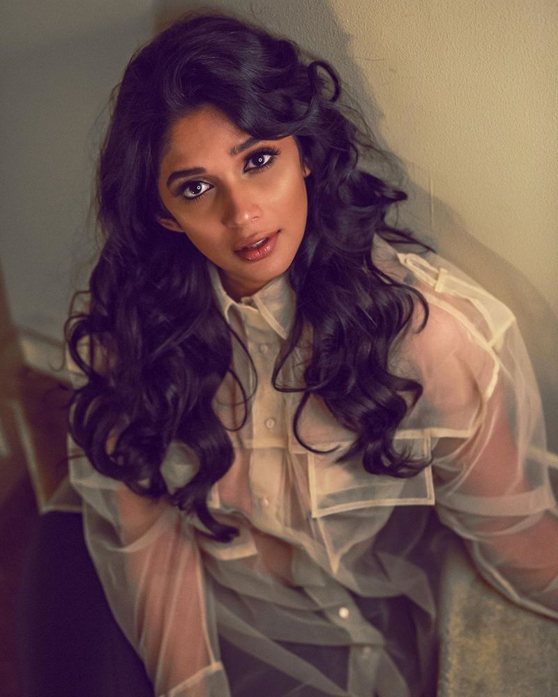 Nyla usha