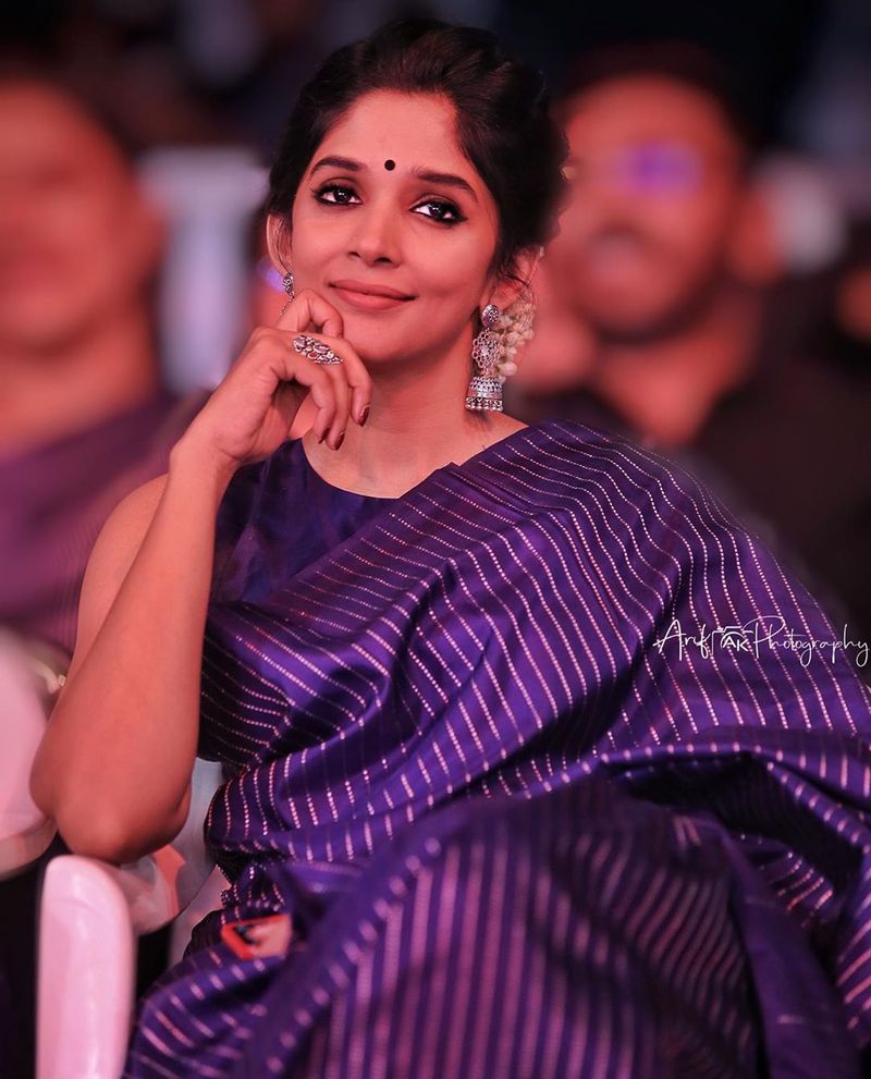 Nyla usha