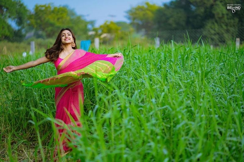 Bigg Boss 3 fame actress Vithika Sheru instagram photos