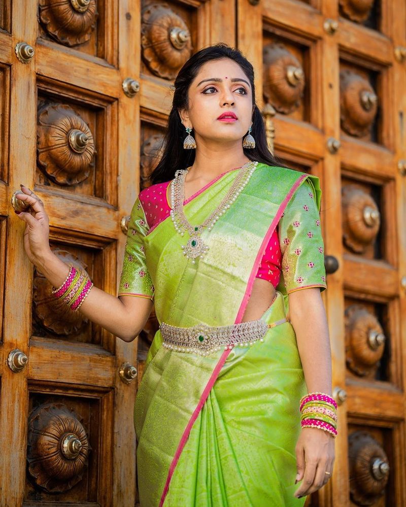 Bigg Boss 3 fame actress Vithika Sheru instagram photos