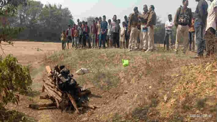 husband killed wife and burned dead body in bhagalpur pra husband killed wife and burned dead body in bhagalpur pra