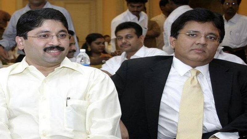 Maran Brothers Should Give 1000 crore , but DMK Give only 1 crore Minister Jaya kumar critic