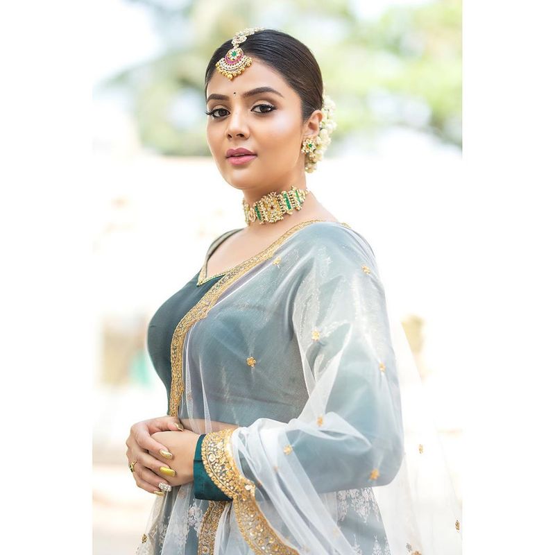 Anchor Sreemukhi latest instagram photos