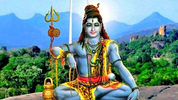 Pradosh Vrat on 5 April, worship Shiva with this method on Sunday and do these remedies KPI Pradosh Vrat on 5 April, worship Shiva with this method on Sunday and do these remedies KPI