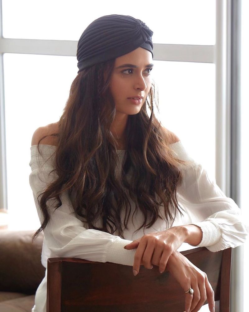 Meenakshi dixit