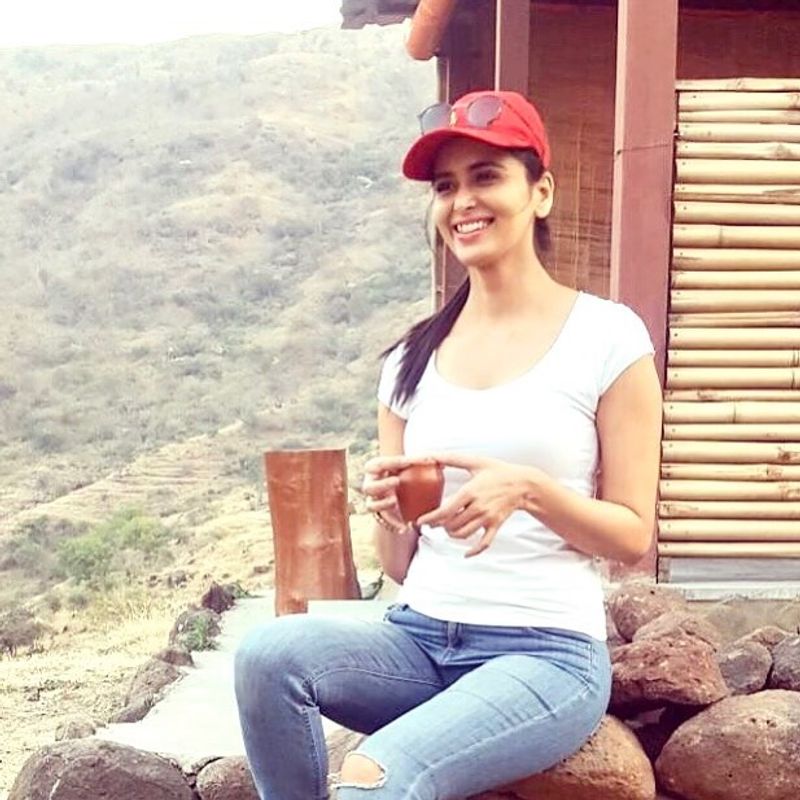 Meenakshi dixit