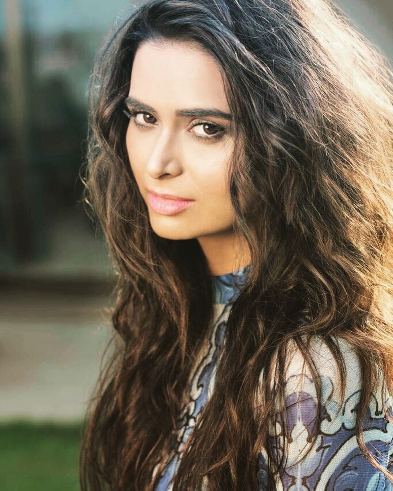 Meenakshi dixit