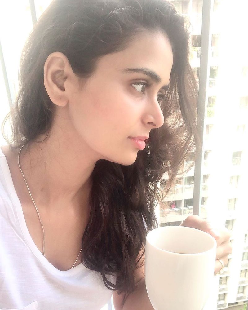 Meenakshi dixit