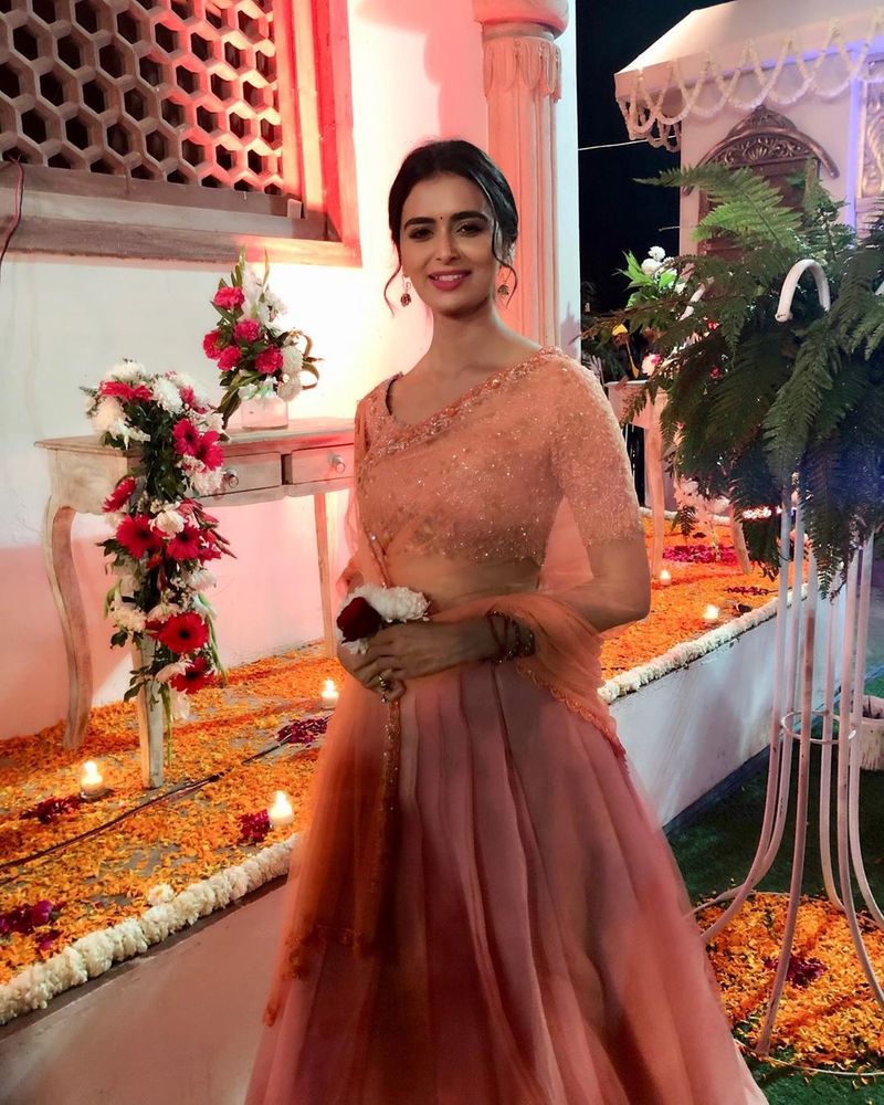 Meenakshi dixit