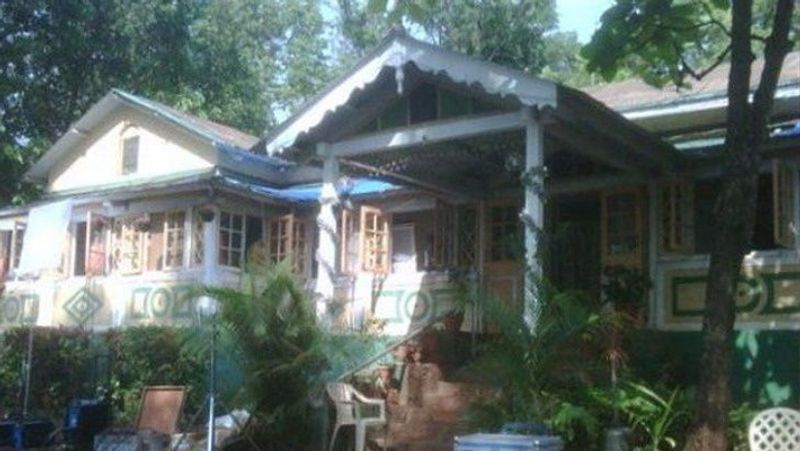 अक्सर सलमान के फ्रेंड्स और गर्लफ्रेंड यूलिया वंतूर, कैटरीना कैफ सहित अन्य मेहमानों को यहां हॉर्स राइडिंग का लुत्फ उठाते हुए देखा गया है।