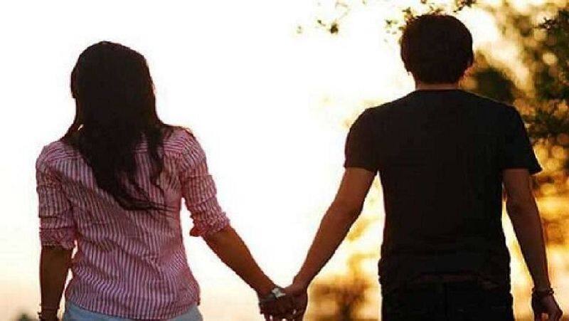 college student married her lover in trichy during lockdown