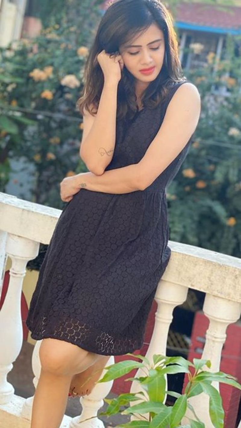 VJ Anjana