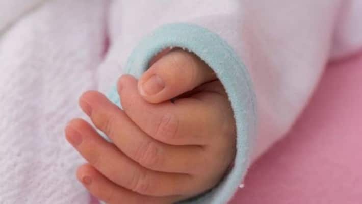 Doctors refuse to admit pregnant Muslim woman; mother loses child after delivery Doctors refuse to admit pregnant Muslim woman; mother loses child after delivery