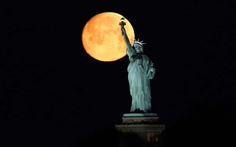 Largest supermoon of 2020 rises while world battles COVID-19