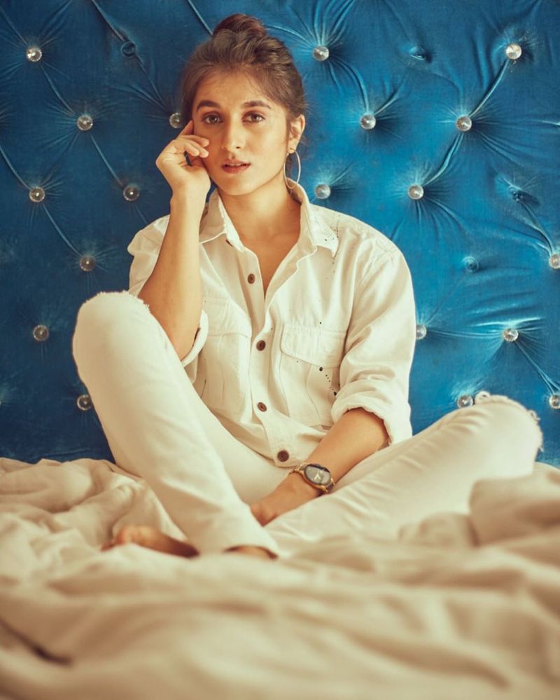 Sanjana sarathy