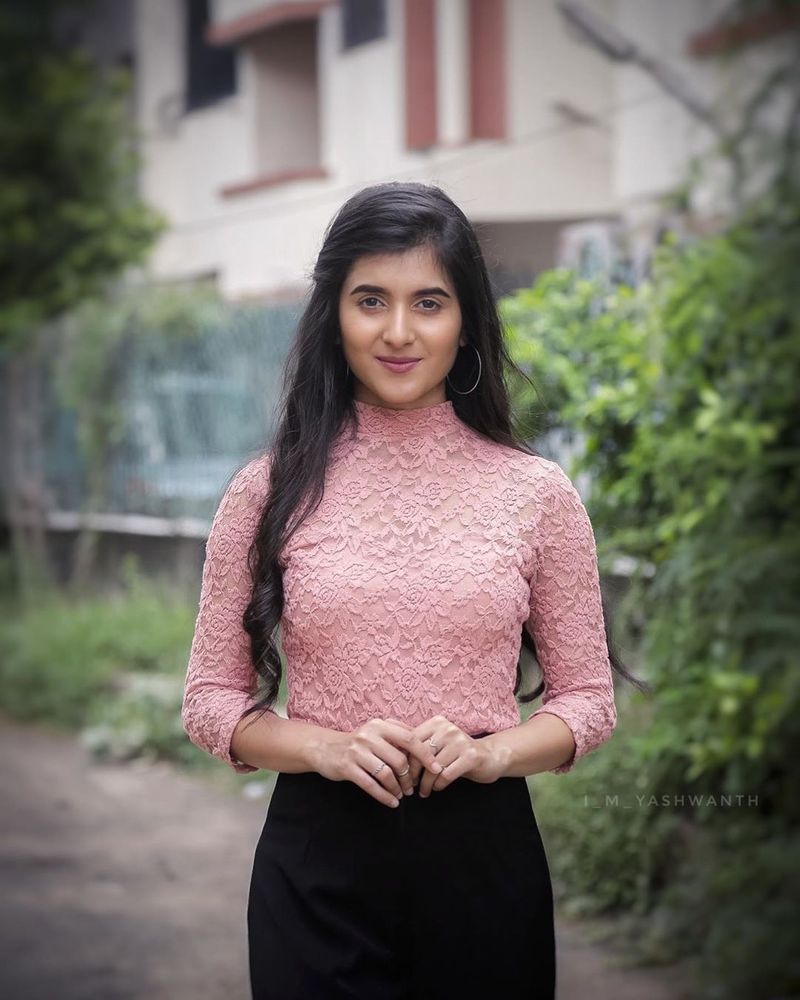 Sanjana sarathy