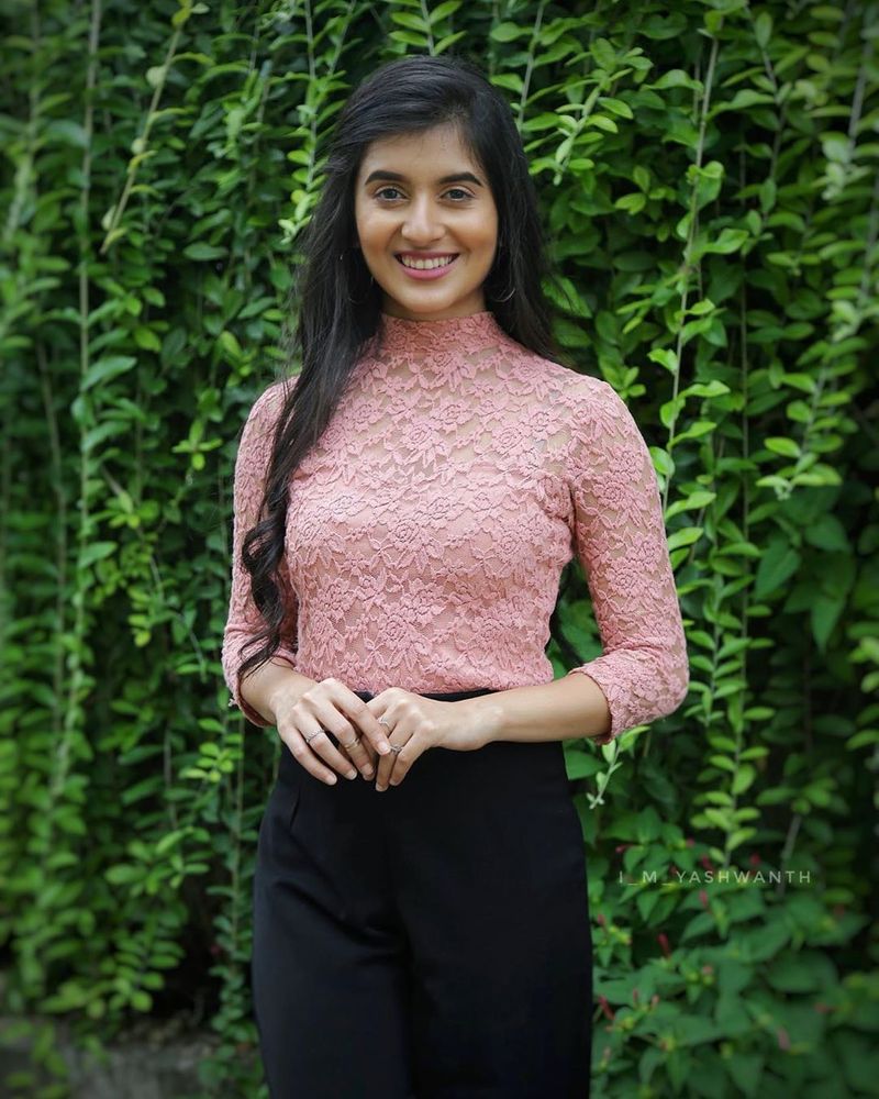 Sanjana sarathy