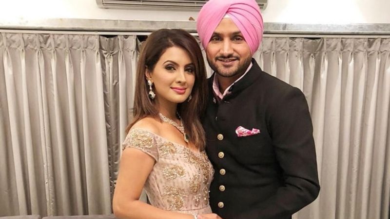 Lets know about romantic love story of Harbhajan Singh and Geeta Basra spb