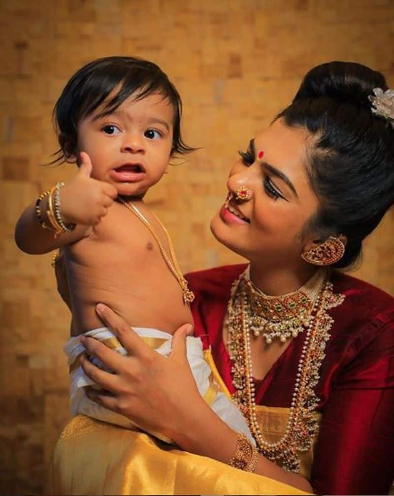 Actress Nayana photoshoot with son Prayan