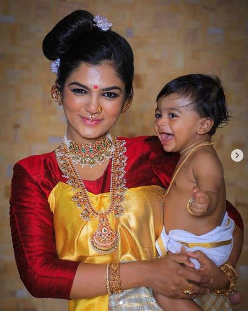 Actress Nayana photoshoot with son Prayan