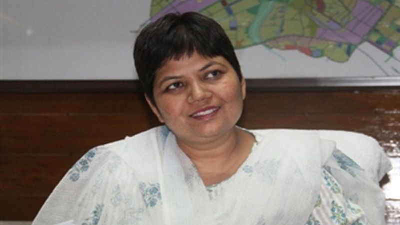 7 हेक्टेयर में फैली यह नदी सुख गयी थी और लोग उसपर खेती तक करनें लगे थे। पर कंचन नें एक पहल की और वहां 38 किमी खुदाई करवाई। नतीजा यह निकला की वह नदी फिर से अपनी पुरानें स्वरुप में बहनें लगी।