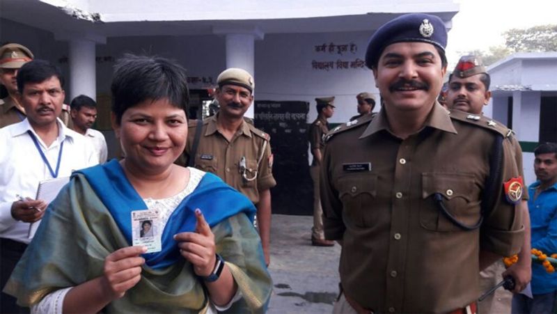 उनके काम का ही नतीजा था कि दर्जनों गावों को खुले में शौच मुक्त करवाया गया। उन्होंने ईंट भट्ठों पर शौचालय बनाने के बाद भी उन्हें एनओसी देने का प्रावधान किया जिससे स्वच्छता अभियान को और बल मिला।