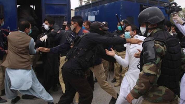 Pakistani coroners spread to Pakistan for lack of safety equipment Pakistani coroners spread to Pakistan for lack of safety equipment