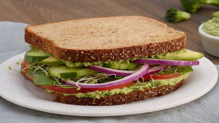 In lockdown make Easy and tasty recipe of Vegetable Sandwich In lockdown make Easy and tasty recipe of Vegetable Sandwich