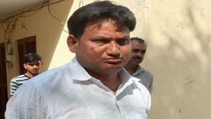 Accusation: MP slaps Tehsildar, supporters run and beat him asa Accusation: MP slaps Tehsildar, supporters run and beat him asa
