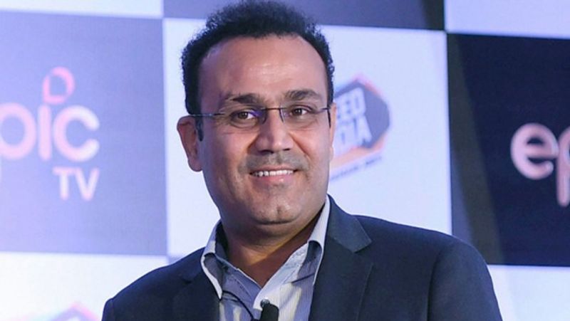 इससे पहले उन्होंने एक बच्चे का वीडियो भी शेयर किया था, जिसमें छोटा बच्चा सभी को कोरोना से बचने के तरीके बता रहा है।