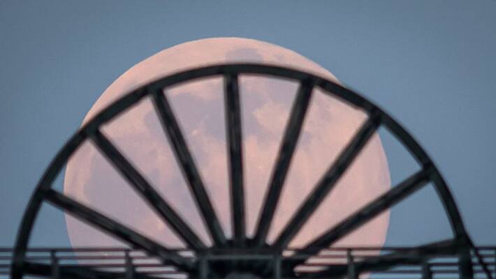 2022 biggest supermoon: when , where to watch? details here 2022 biggest supermoon: when , where to watch? details here