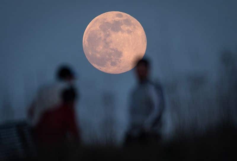 Last supermoon of 2022: how to watch the supermoon of sturgeon? Check the date and times.