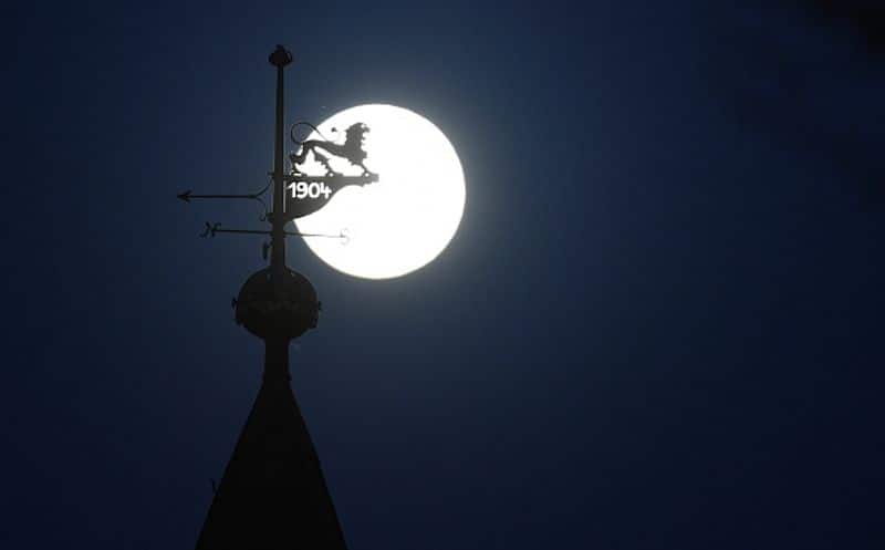 Last supermoon of 2022: how to watch the supermoon of sturgeon? Check the date and times.