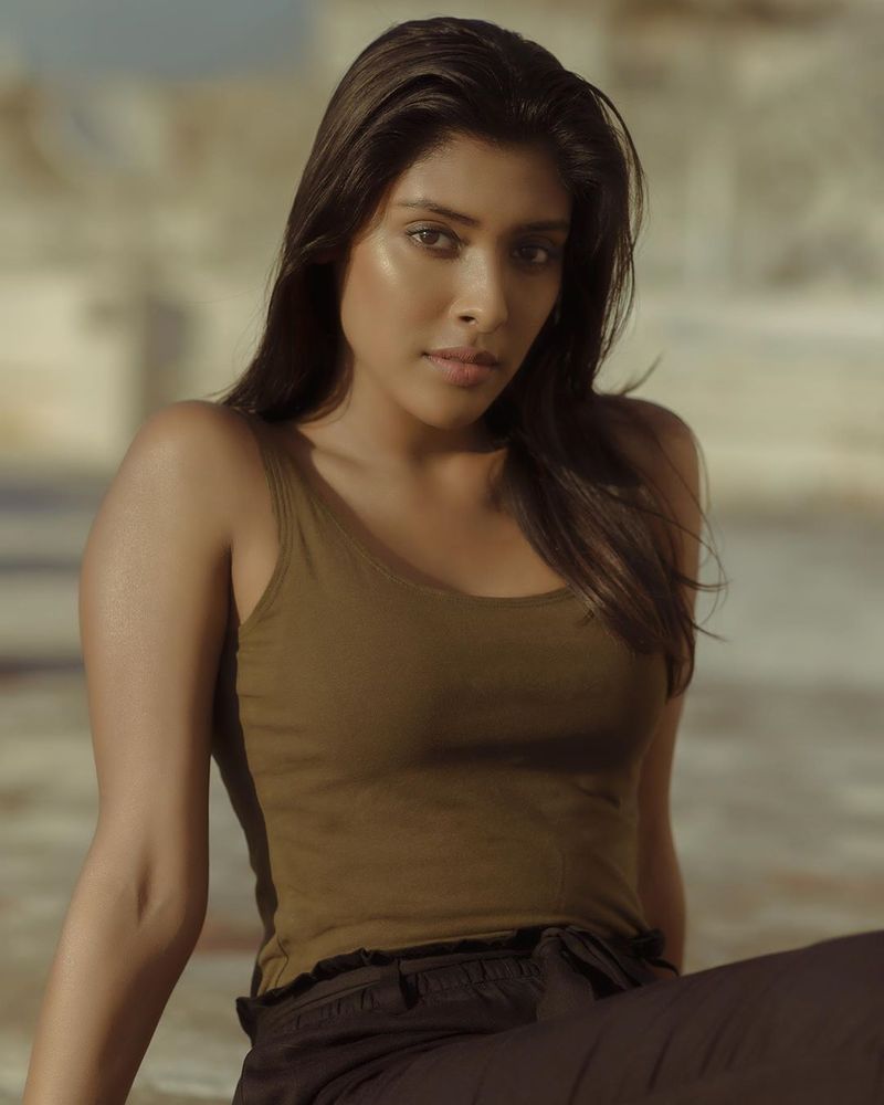 Gayathri reddy