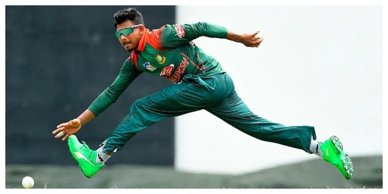 মোসাদ্দেক হোসেনকে পাওয়া যাবে উদাহরণ হিসেবে যিনি দু’শো পরিবারকে খাওয়ানো-দাওয়ানোর দায়িত্ব নিয়েছেন। তাছাড়াও ভার নিয়েছেন বৃহন্নলা সমাজের।