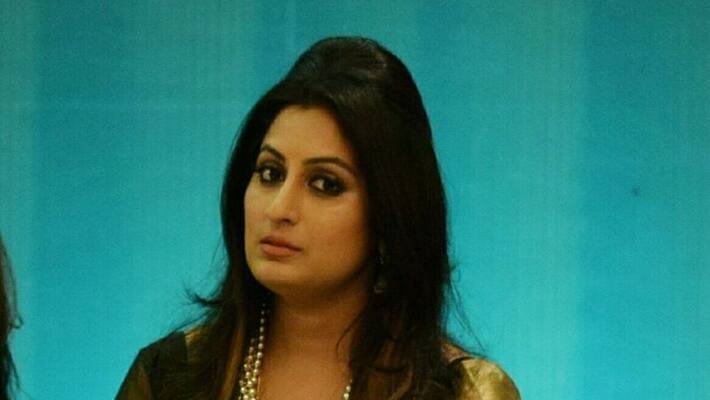 Roopa Iyer Defamation Case Against Teshi Venkatesh grg Roopa Iyer Defamation Case Against Teshi Venkatesh grg