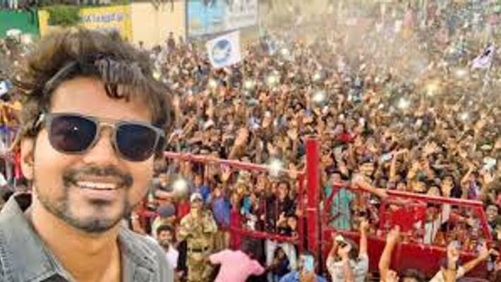 Thalapathy Fans Follow Vijay Word at Corona outbreak time Thalapathy Fans Follow Vijay Word at Corona outbreak time