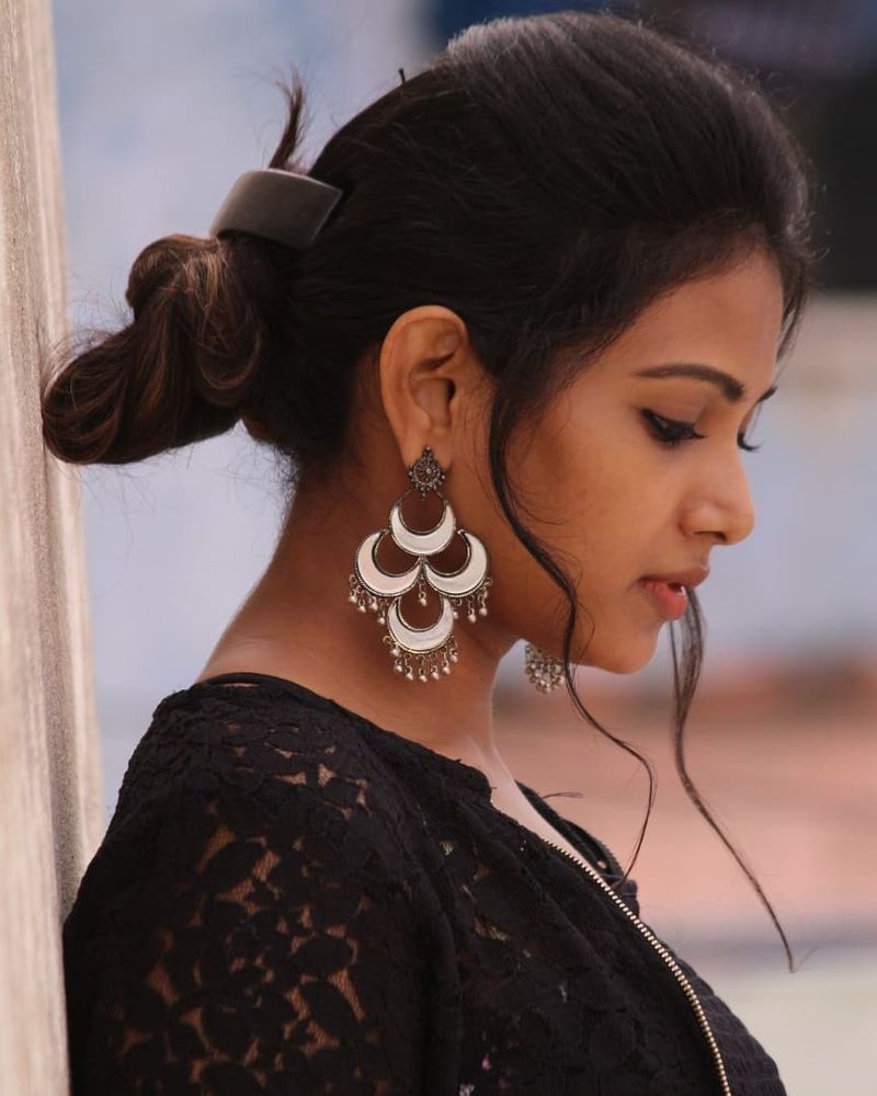 Dhivyaduraisamy