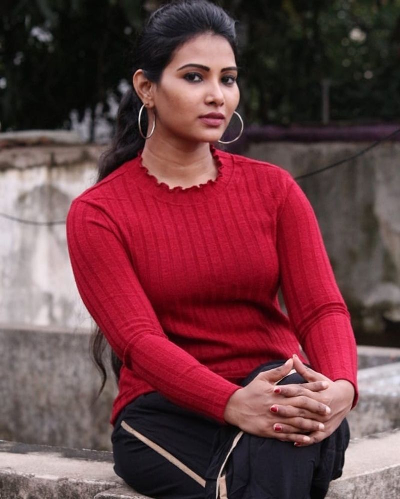 Dhivyaduraisamy