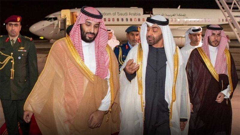 saudi king quarantine for corona signs and symptoms