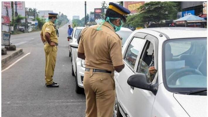 walayar police stopped two people who were in covid quarantine walayar police stopped two people who were in covid quarantine