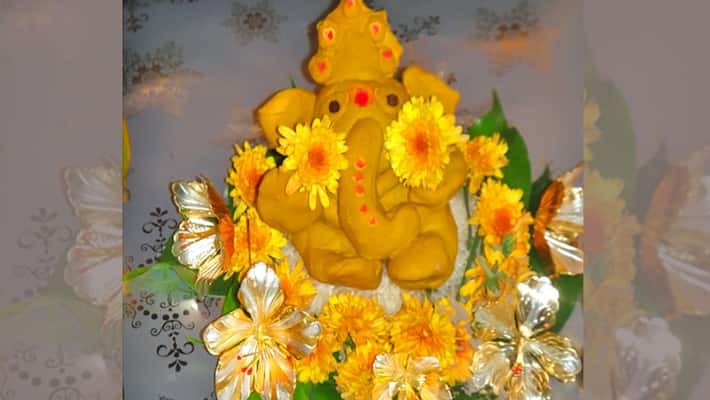 Worship Ganesha idol made of turmeric on Saturday, it is used in Tantra remedies KPI Worship Ganesha idol made of turmeric on Saturday, it is used in Tantra remedies KPI