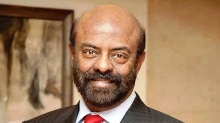 Shiv Nadar Steps Down As HCL Tech Chairman, His Daughter Roshni Nadar Malhotra Shiv Nadar Steps Down As HCL Tech Chairman, His Daughter Roshni Nadar Malhotra