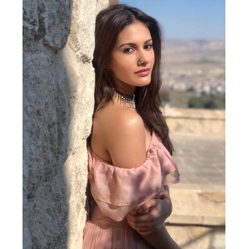 Amyra dastur