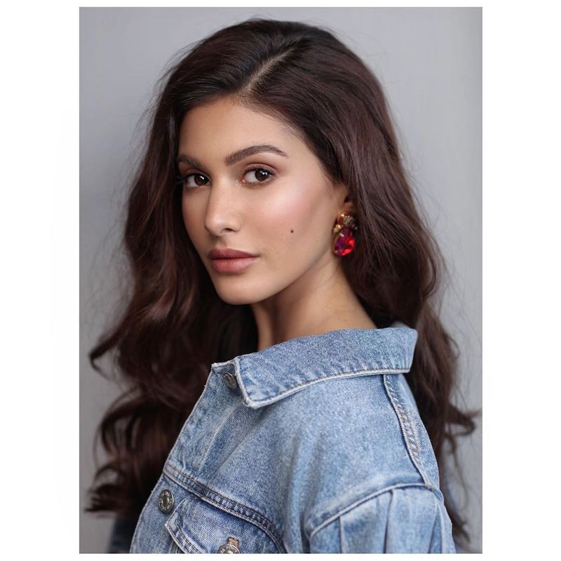 Amyra dastur