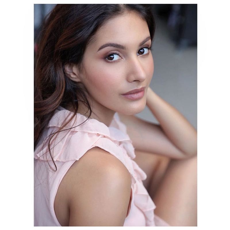 Amyra dastur