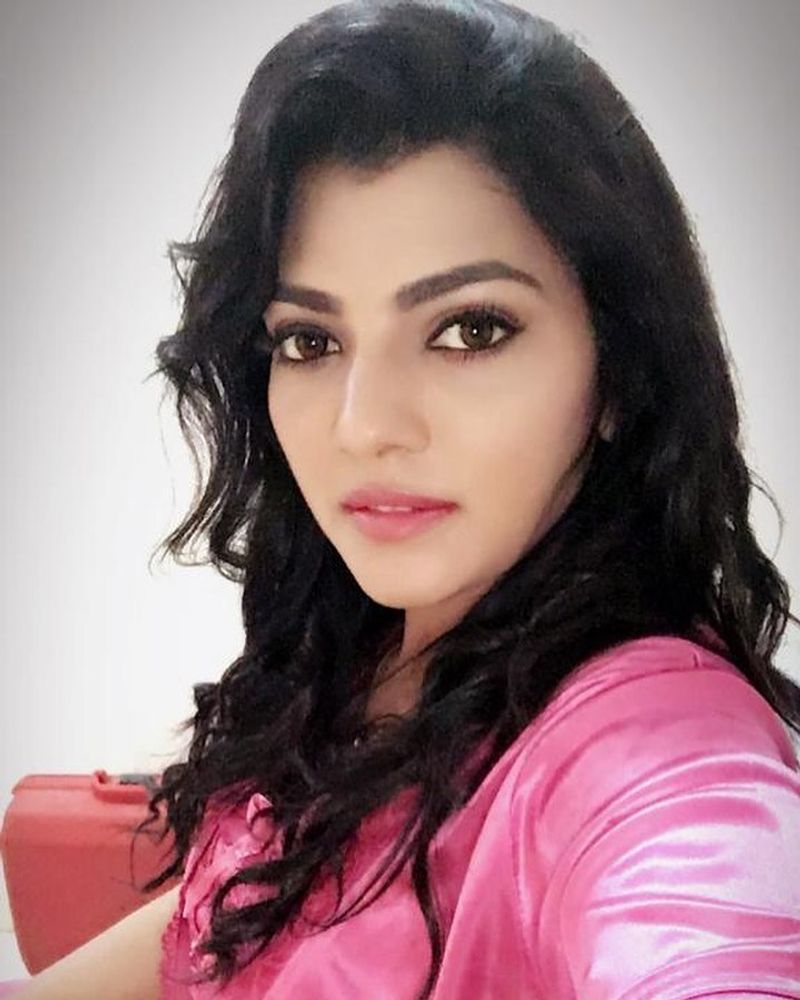 Lahari shari
