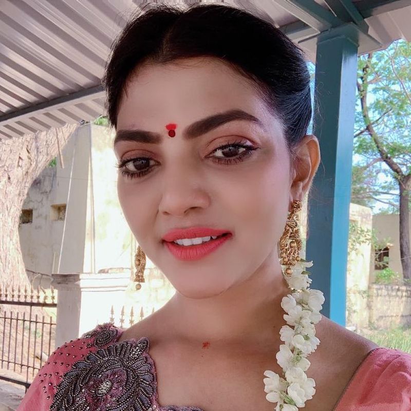 Lahari shari