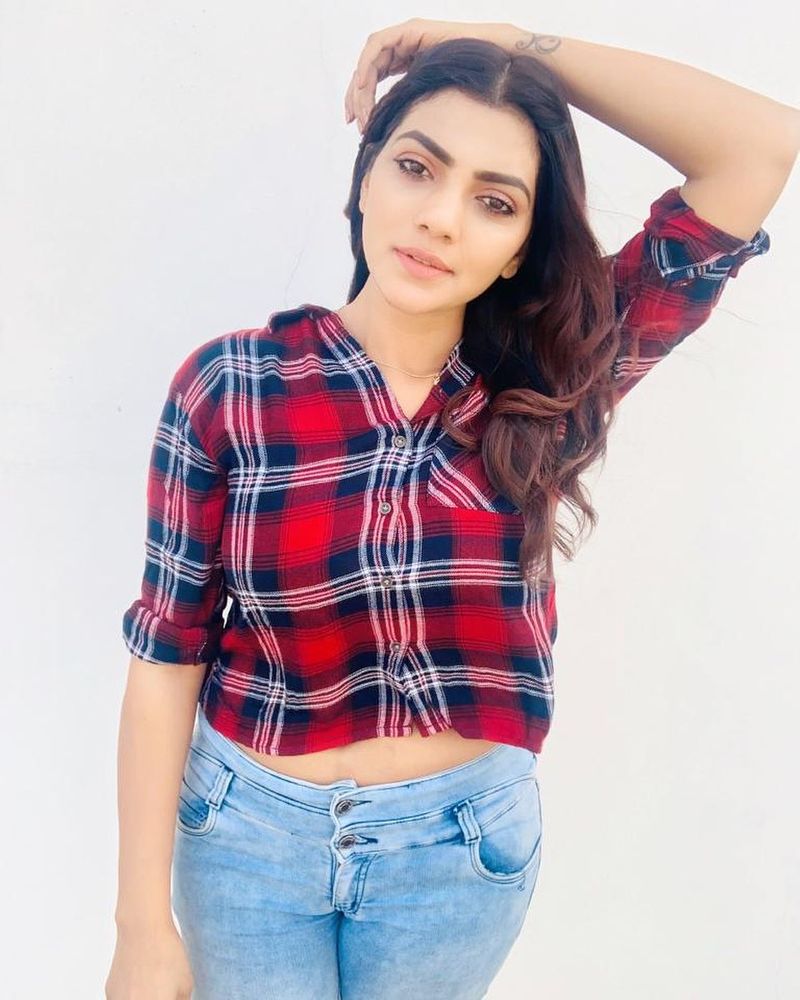 Lahari shari