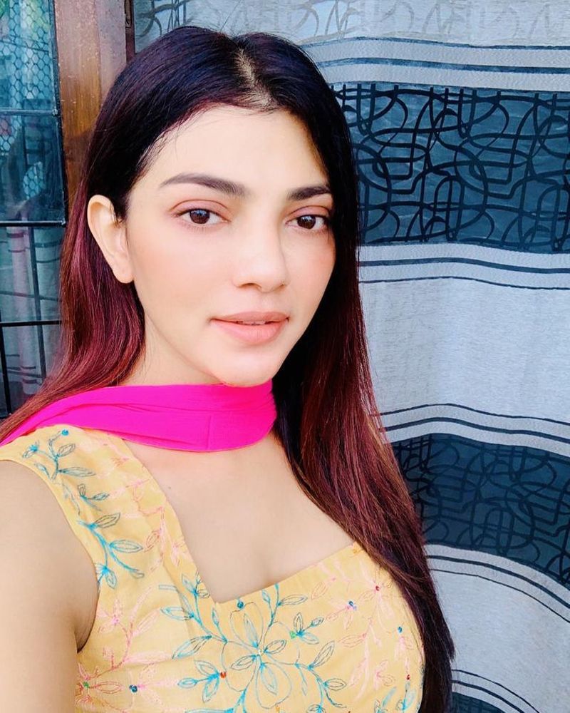 Lahari shari
